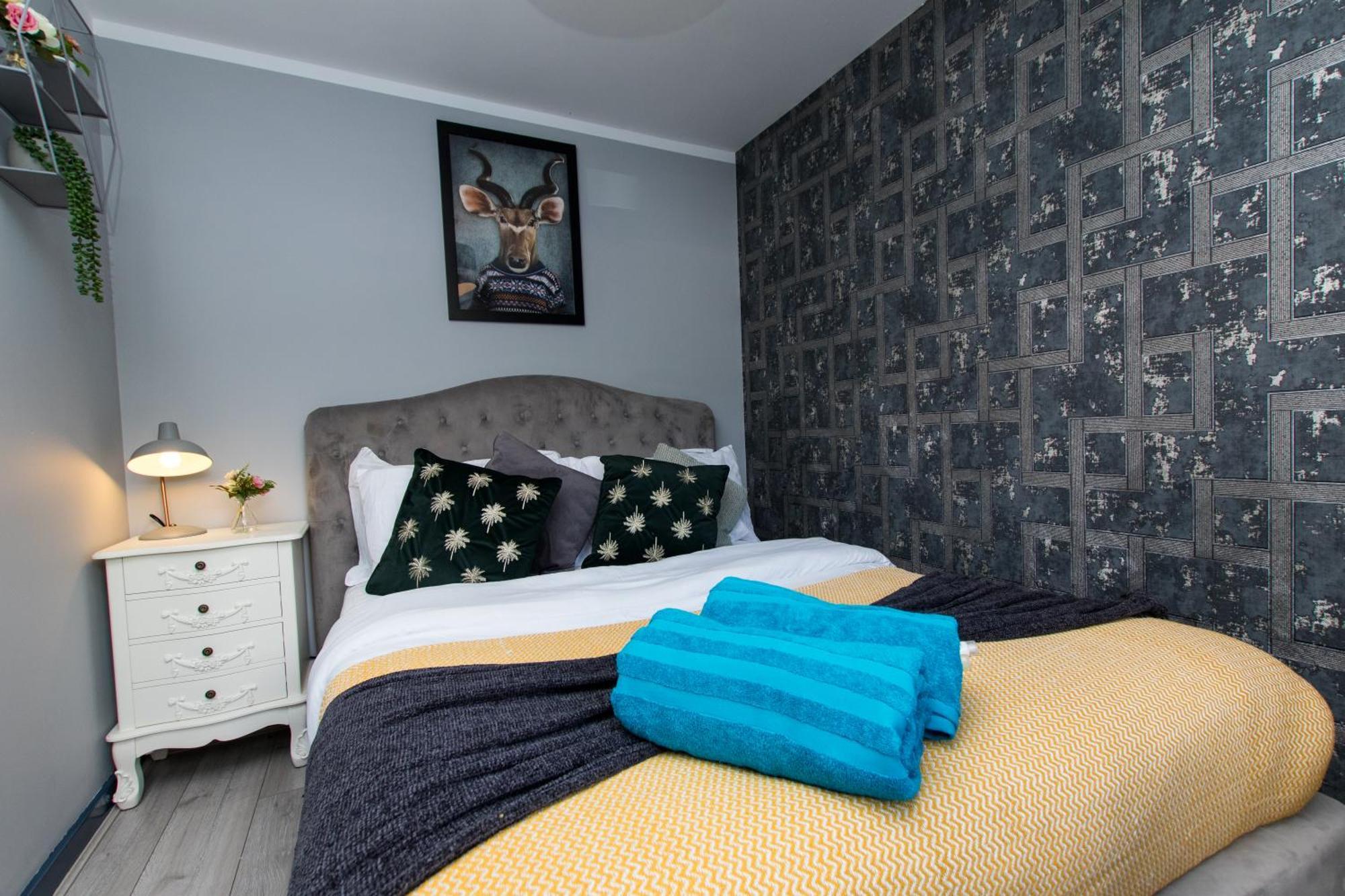 Free Parking 3 Bedroom House In Nottingham Exterior photo
