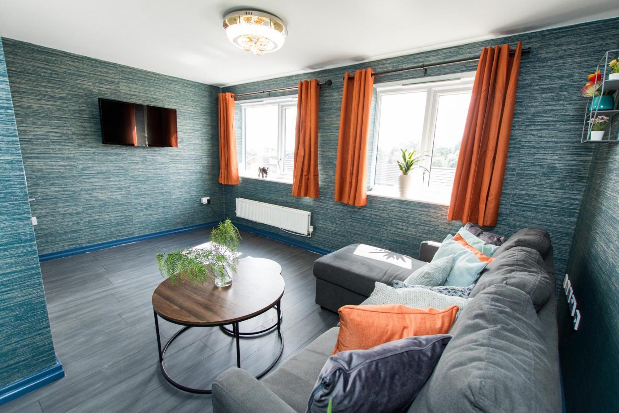 Free Parking 3 Bedroom House In Nottingham Exterior photo